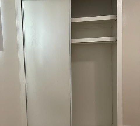 4th image of 2529 W Beverly Blvd APT 4
