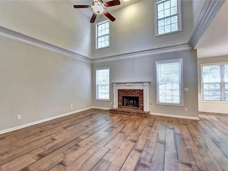 410 Ruby Forest Pkwy — Photo 8