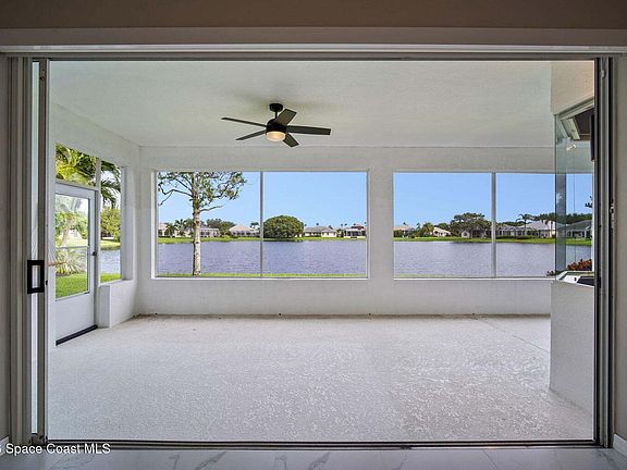 5th image of 2253 Brightwood Cir