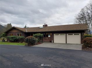 7848 Healy Rd, Sedro Woolley, WA 98284