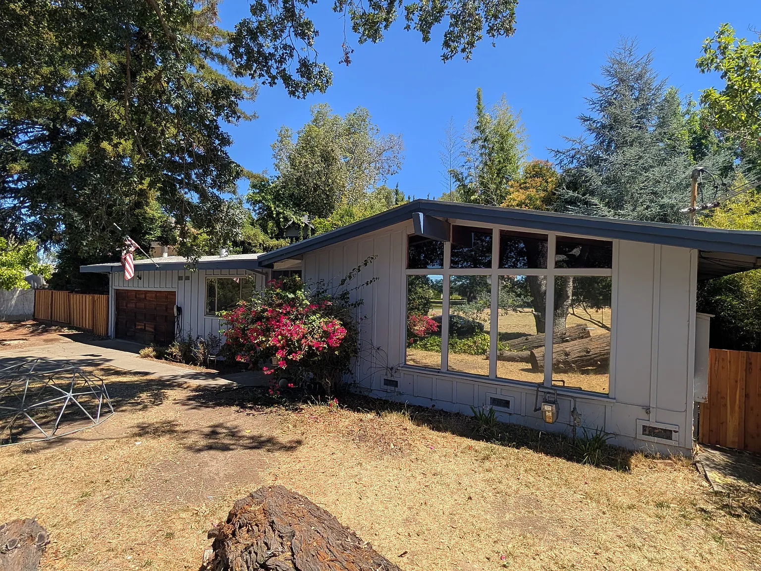 2 bed, 1.5 bath, 1199 sqft, $3,800 — Photo 3