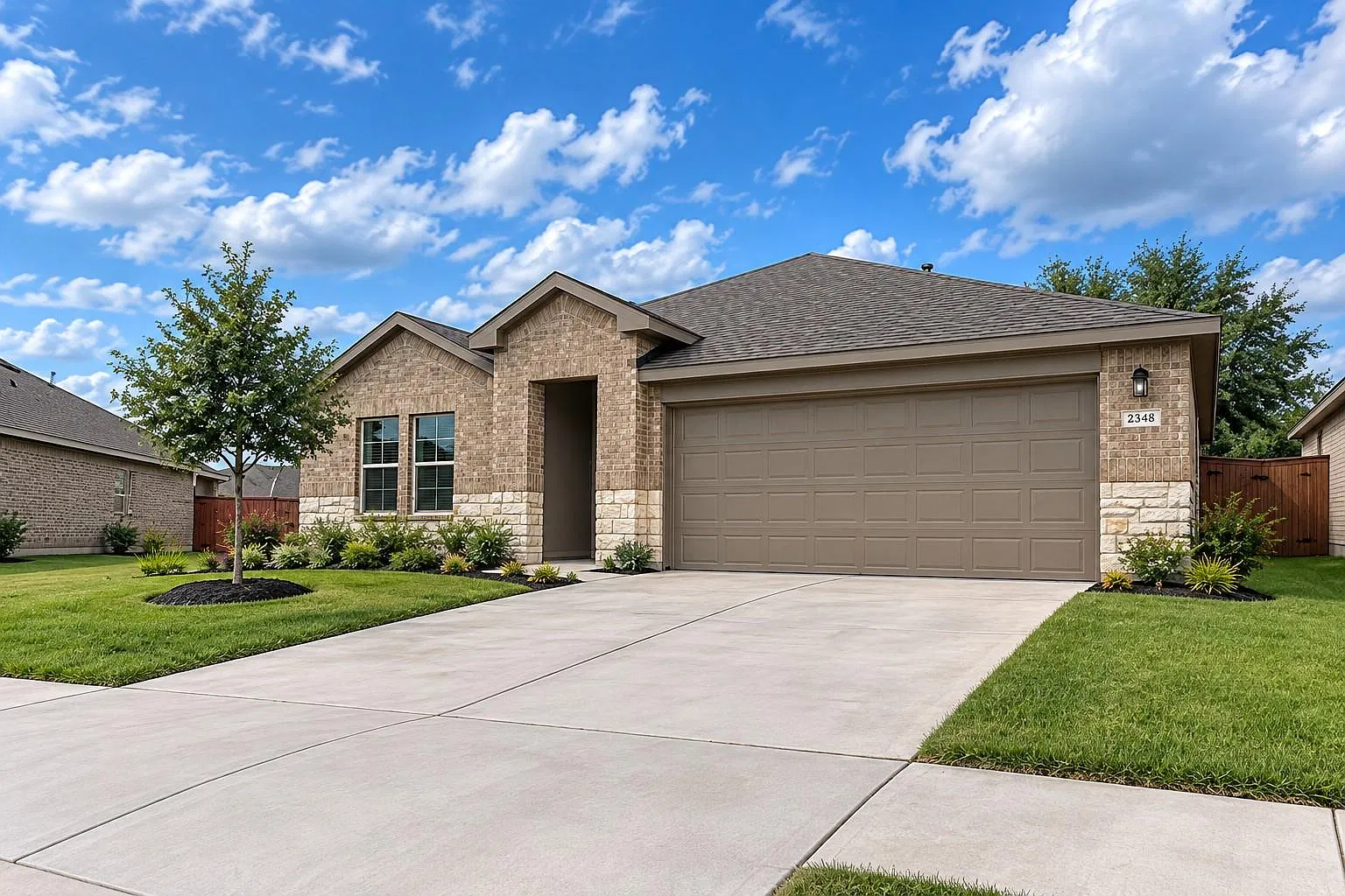 4 bed, 2.0 bath, 1860 sqft, $2,250 — Photo 1