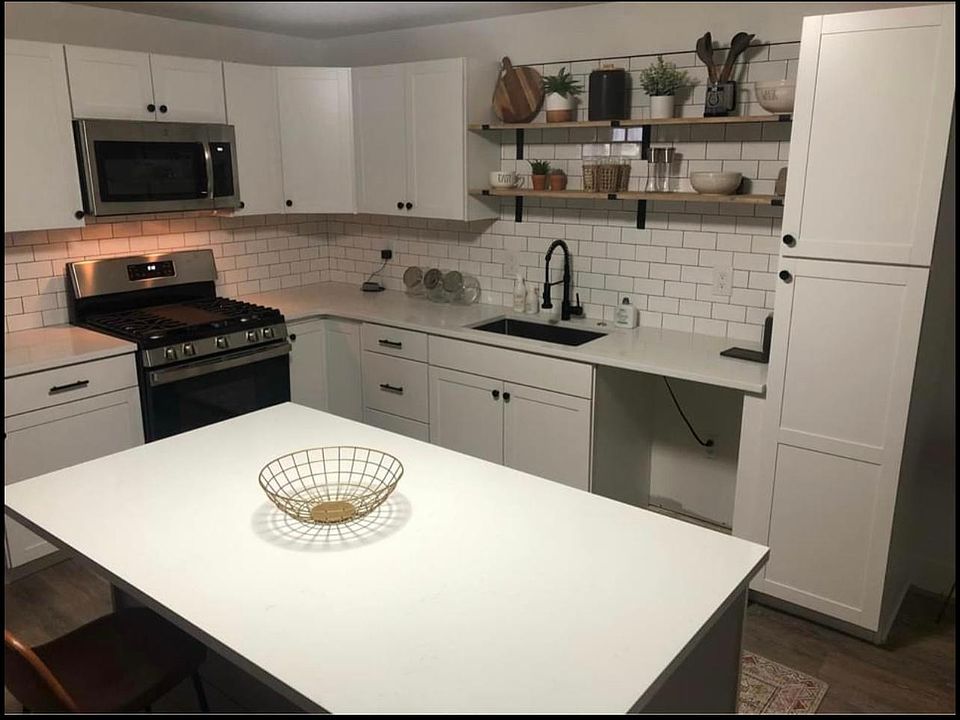 1st image of 11737 S Monument Cir