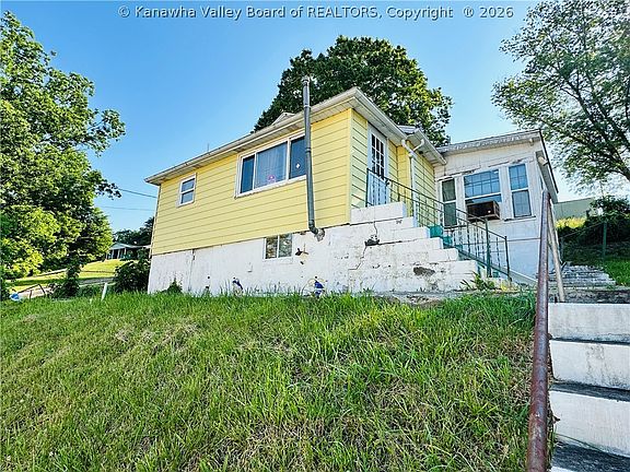 2nd image of 257 Lighthouse Way