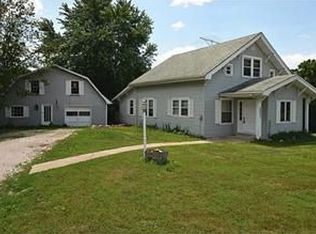 203 W 6th St, Dearborn, MO 64439