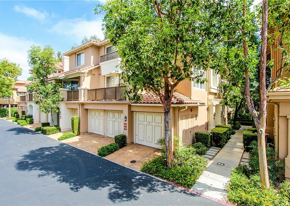 1st image of 2717 Dietrich Dr