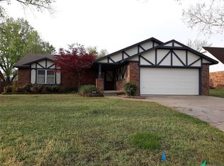1457 Paradise Pkwy, Claremore, OK 74017