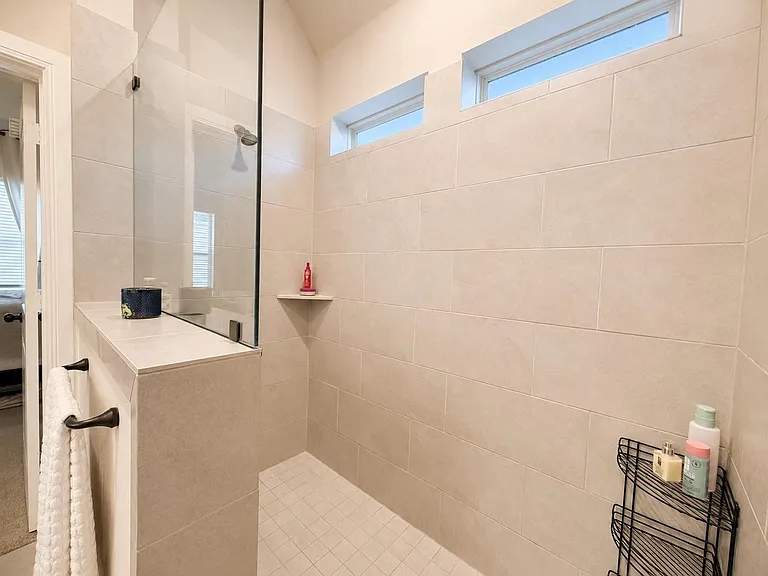 7363 Lake Arrowhead Ln — Photo 16