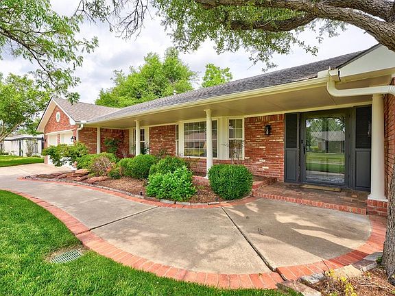 2nd image of 2917 Middlesex Dr