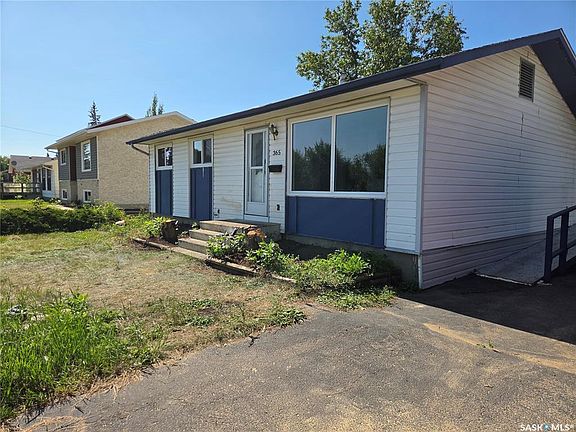 5th image of 365 3rd Ave CRESCENT