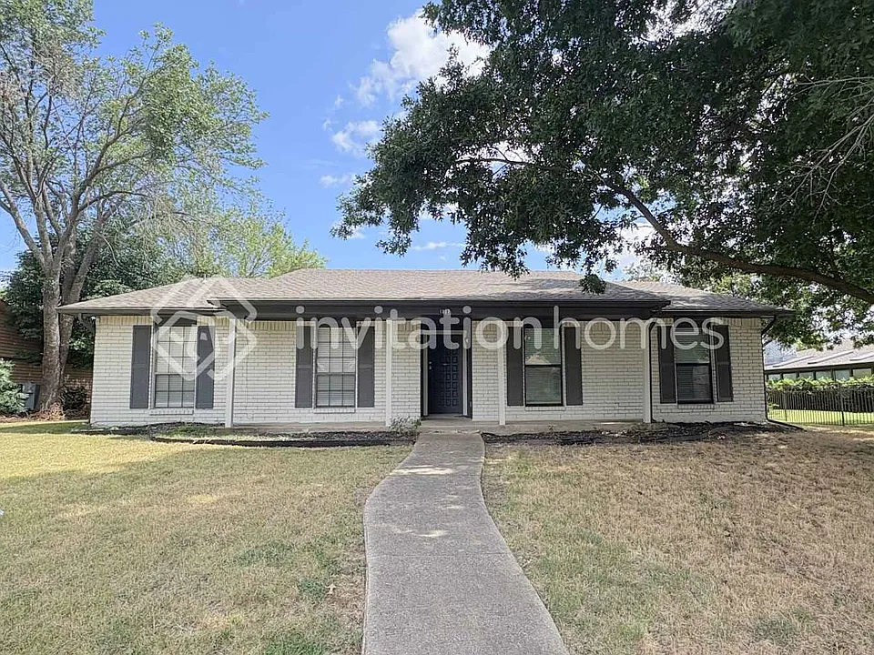 1817 Butterfield Trl