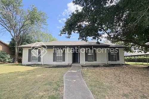 1817 Butterfield Trl Photo 1