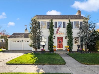 50 Betsey Williams Dr, Cranston, RI, 02905