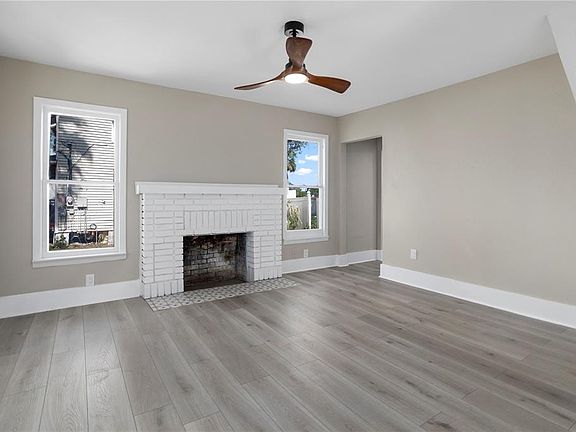 4th image of 821 E LEMON AVENUE