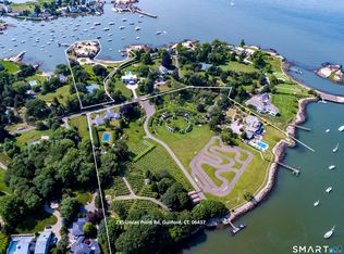215 Uncas Point Rd, Guilford, CT 06437