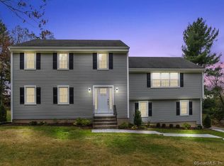 50 Boulder Cir, Glastonbury, CT 06033