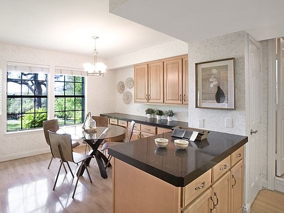 5th image of 10403 Spicewood Mesa