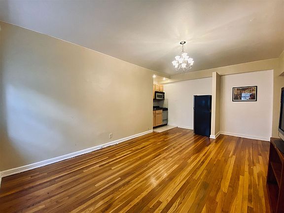 4th image of 2615 John F Kennedy Blvd APT 106