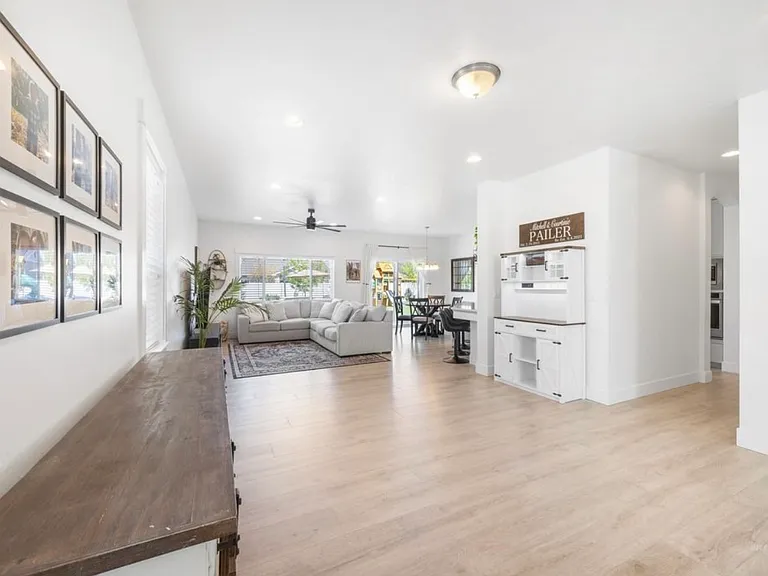 5962 W Milano Dr — Photo 15