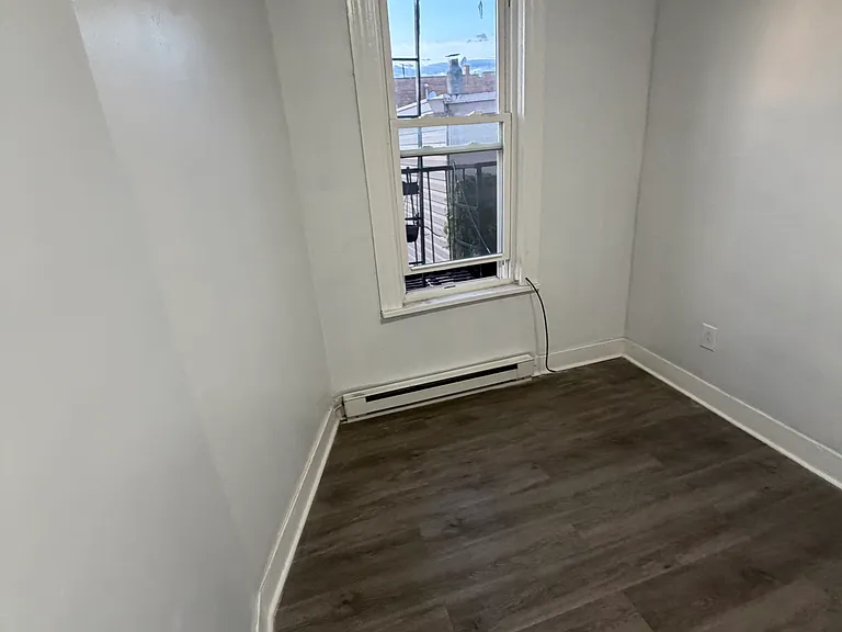 195 Parker Ave #12 — Photo 6