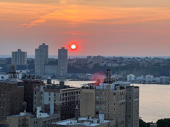 3rd image of 250 W 90th St APT 16H