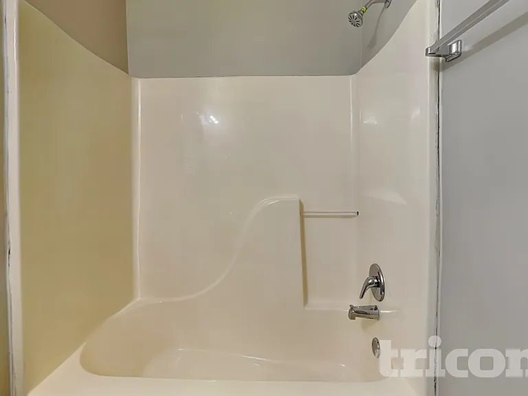 204 Campbell Dr — Photo 15