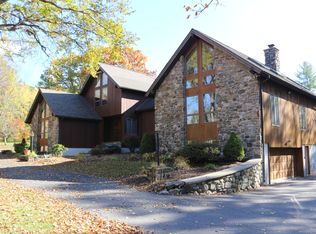 8 Rose Ln, Atkinson, NH 03811