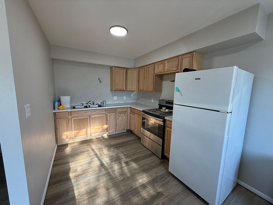 1st image of 28155 Center St APT 7
