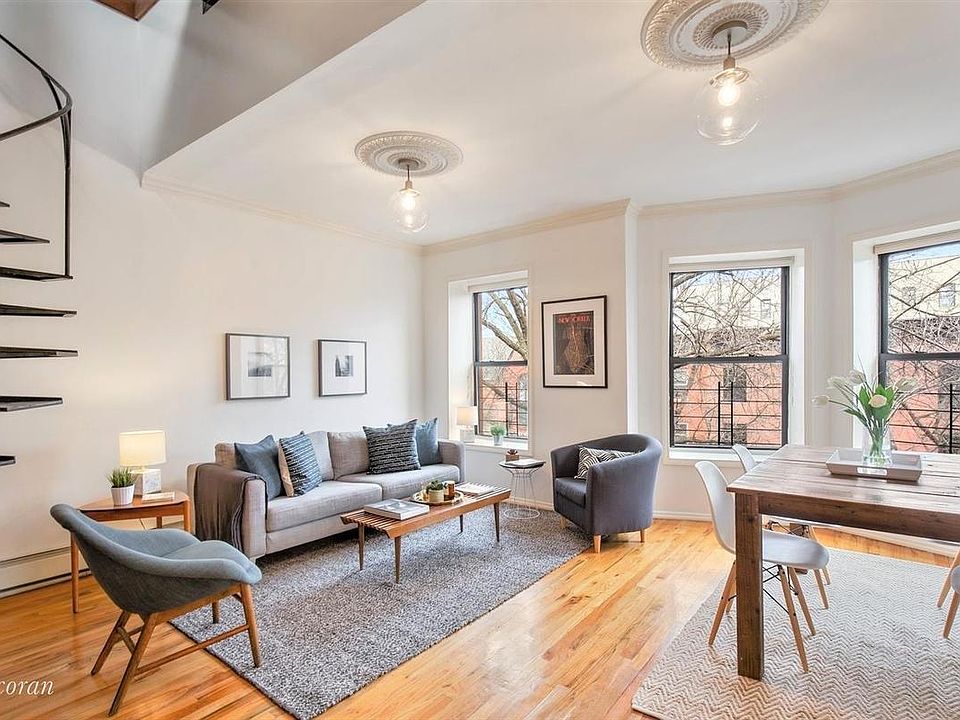 1st image of 474 Waverly Ave #3