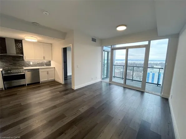 500 Brock Ave #1501, Burlington, ON L7S 1M8