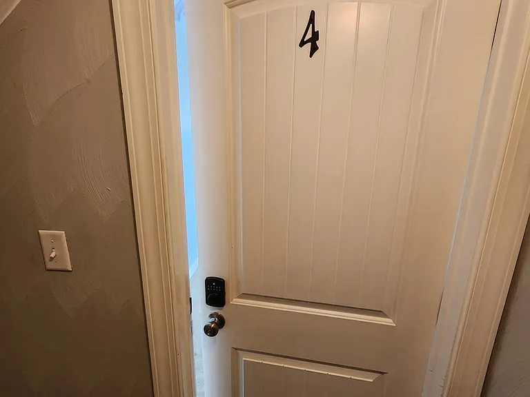 815 Wright Ave — Photo 11