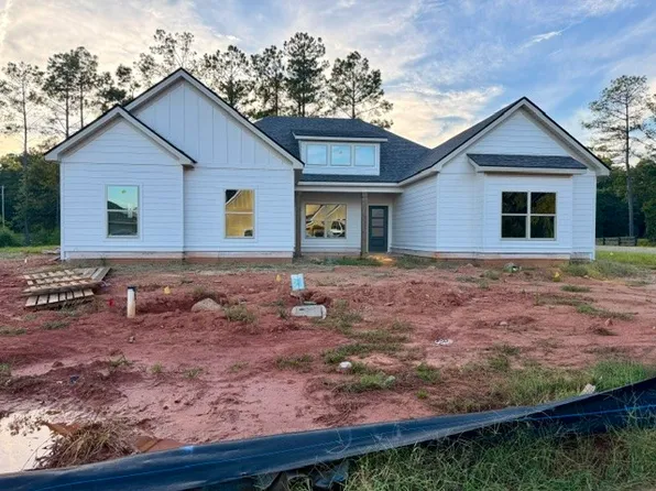 4282 Dewberry St, Opelika, AL 36801