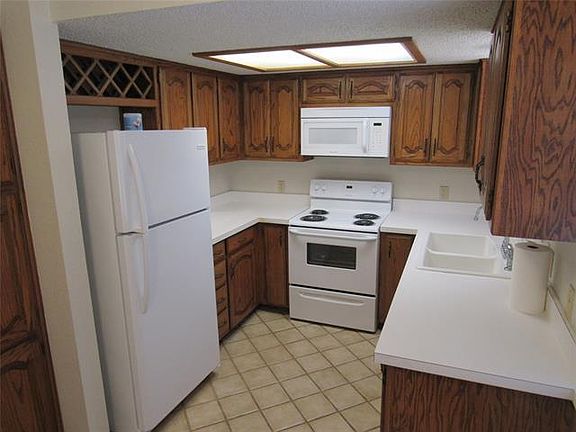 5th image of 749 Alice Ln