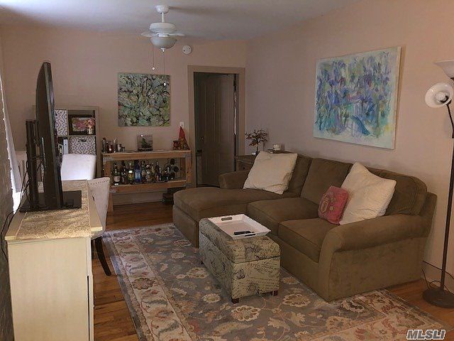1st image of 293 Sea Cliff Ave #2B