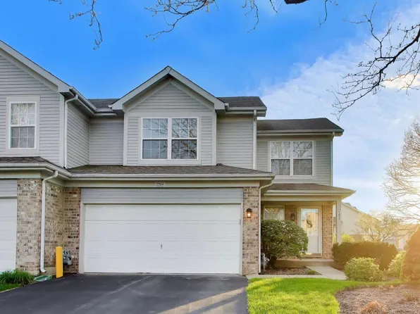 1422 Welland Ct #1422, Roselle, IL 60172