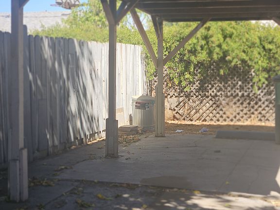 5th image of 1016 N San Pablo Ave