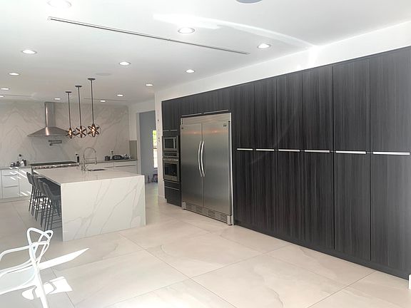 3rd image of 7643 Brookmont Pl