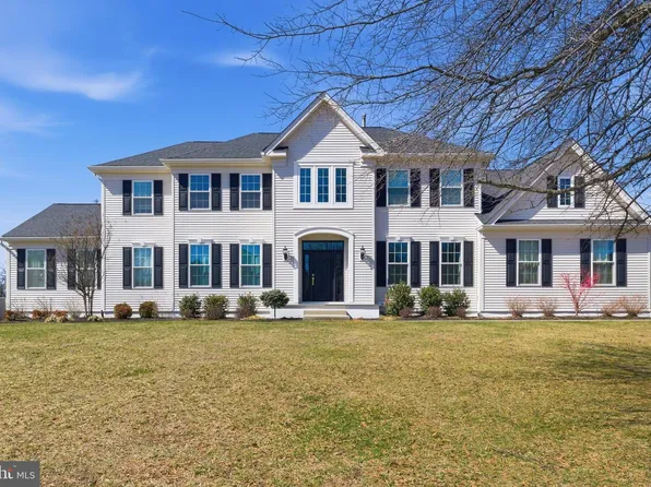 5 Periwinkle Pl, Lumberton, NJ 08048