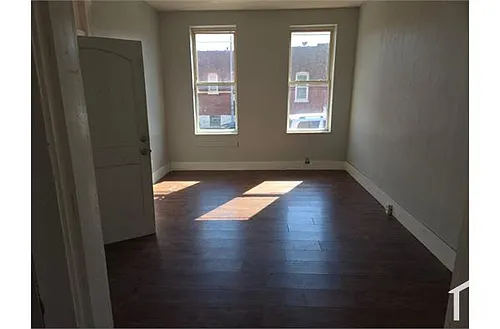 225 W Upton St #2-F Photo 1