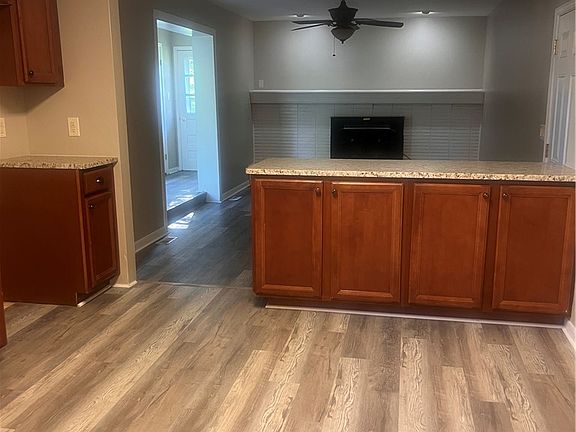 5th image of 4689 Fisher Rd