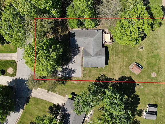 3rd image of 5979 E Oak Hill Dr