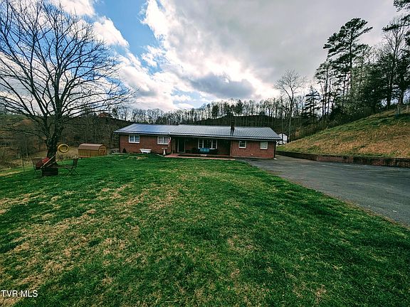 5th image of 246 The New Rd