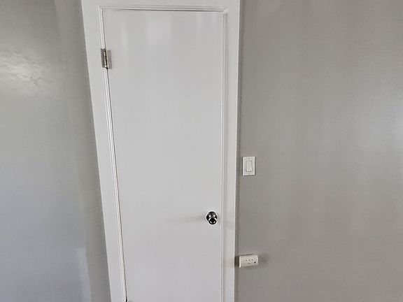 5th image of 3216 W 99th St APT 5