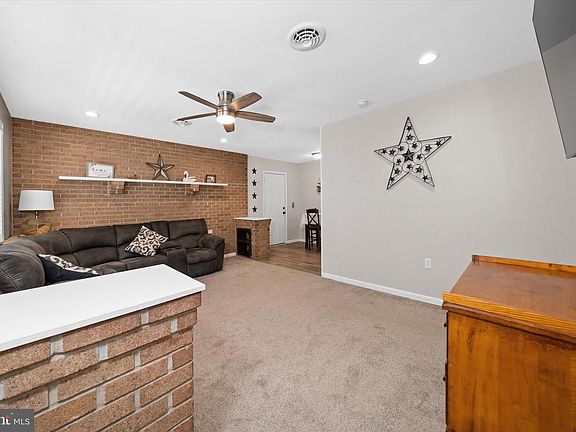 5th image of 432 Tonys Rd