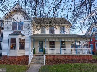 149 S Broad St, Lititz, PA 17543