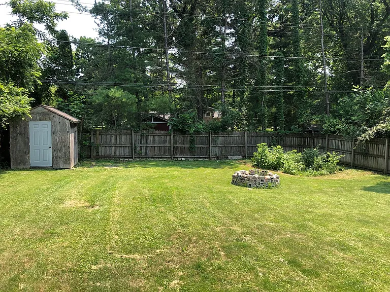 3004 Michael St — Photo 10