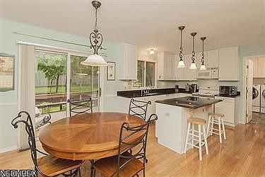 4th image of 6546 Woodbury Dr