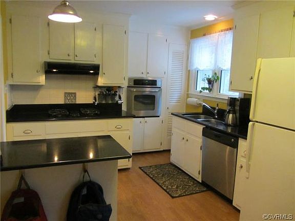 5th image of 608 Williamsdale Dr