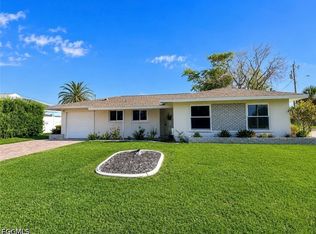217 SE 40th St, Cape Coral, FL 33904