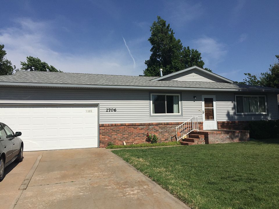 1st image of 2706 Melencamp Ave